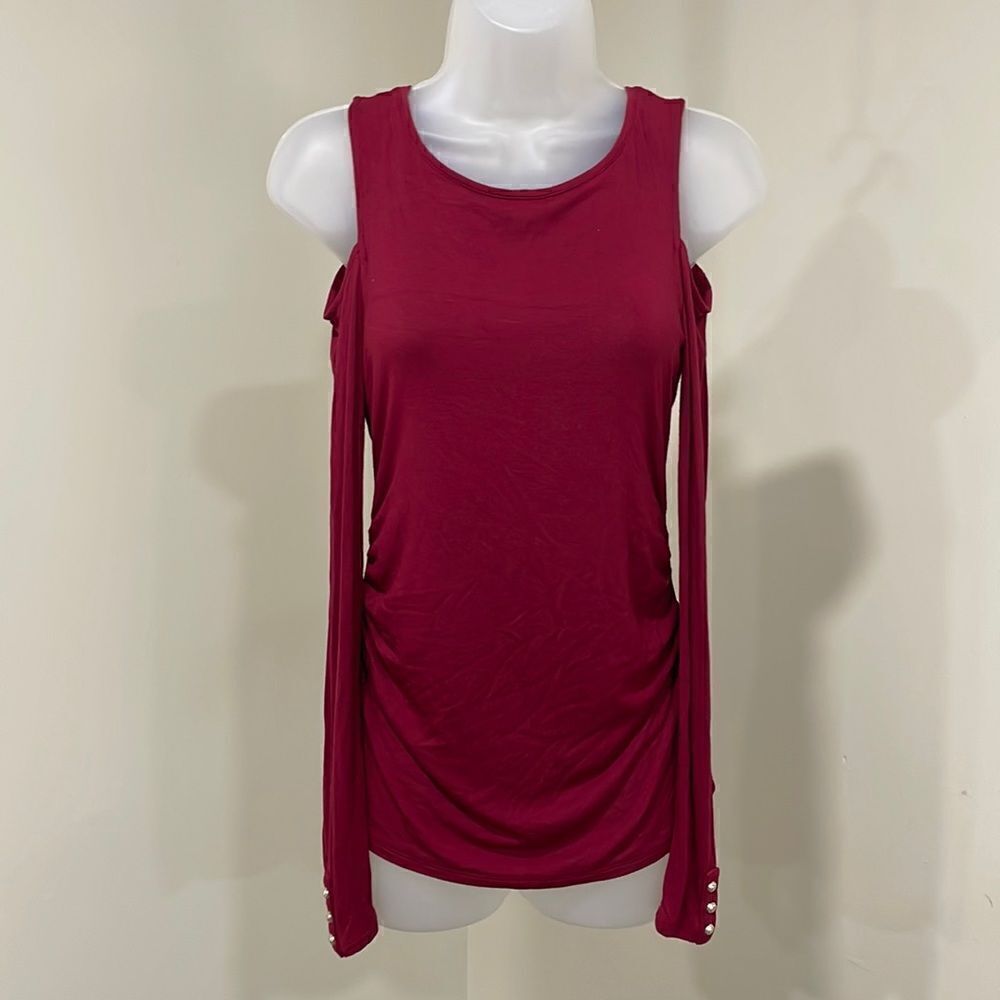 NWOT White House Black Market Burgundy Cold Shoulder Top.  Size XS extra small